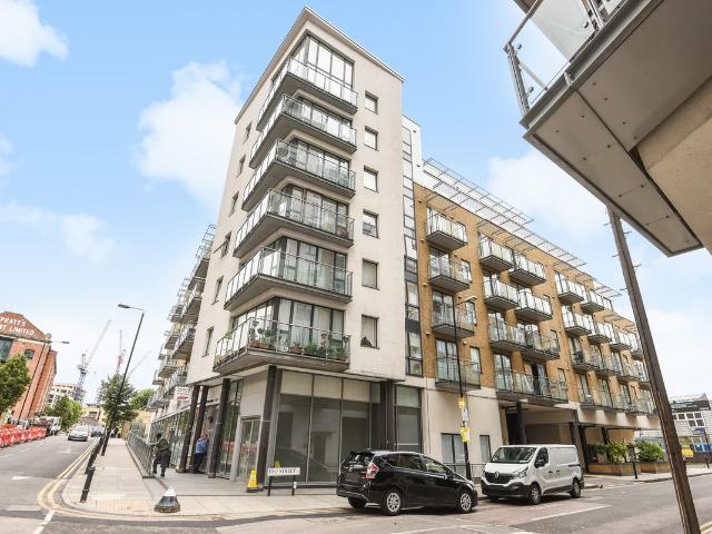 Studio for rent in Bromley-by-Bow, Poplar Grove