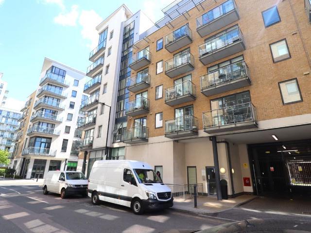 Apartment for rent in Bromley-by-Bow, Poplar Grove