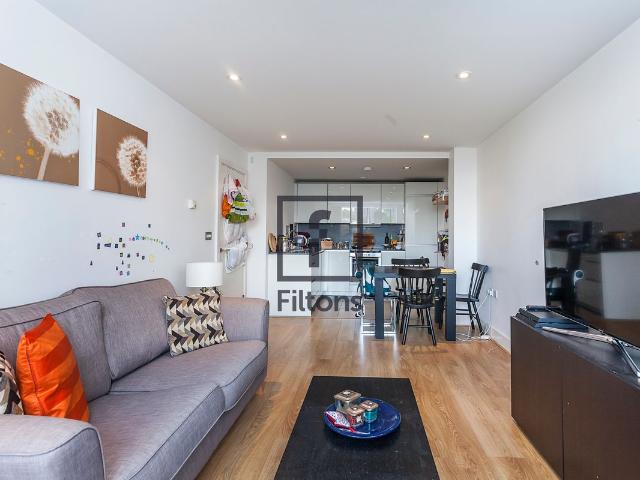 Apartment for rent in Bromley-by-Bow, Poplar Grove