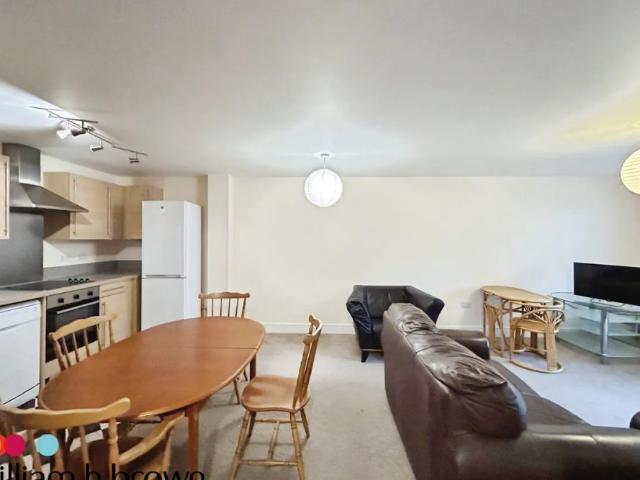 Apartment for rent in The Dales, Key Street