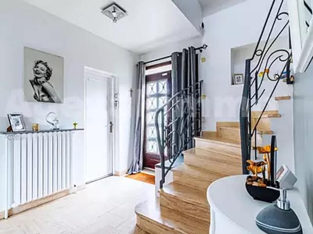 Maison vente à Évry, Yerres