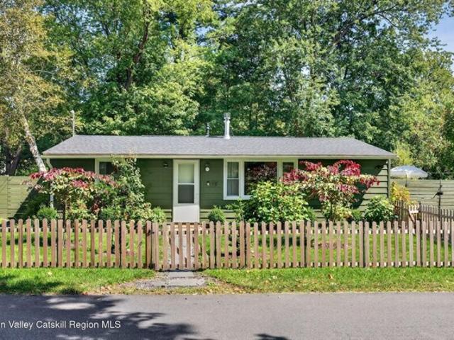 House for sale in Woodstock, New York