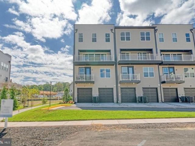 Condo for sale in Virginia