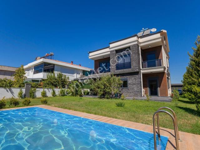 Döşemealti, Antalya içerisinde satılık Villa