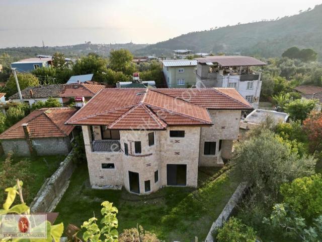 Edremit, Balikesir içerisinde satılık Villa