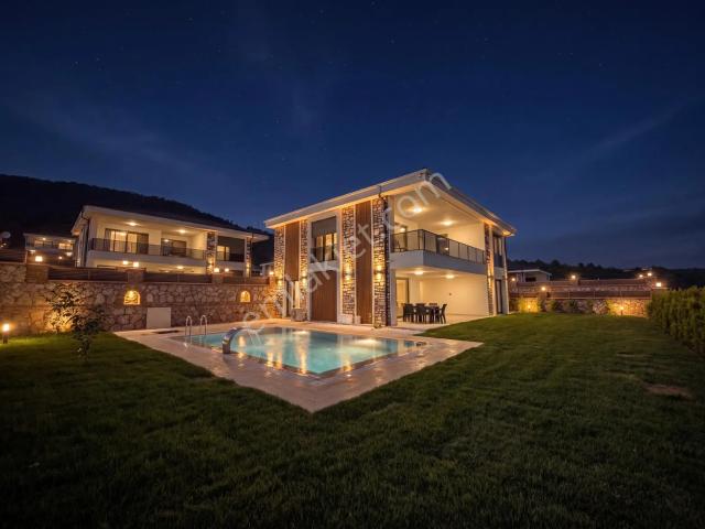 Edremit, Balikesir içerisinde satılık Villa