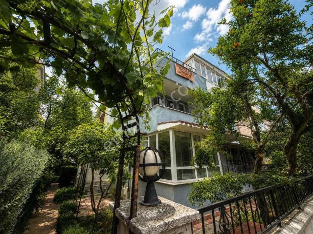 Edremit, Balikesir içerisinde satılık Villa