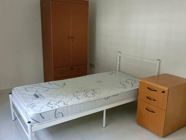 Room for rent