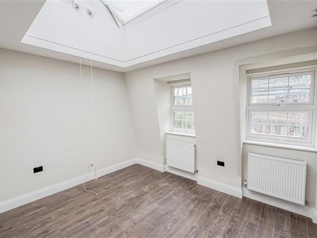Apartment for rent in Temple Fortune, Greater London