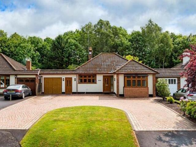 House for sale in Tettenhall, West Midlands