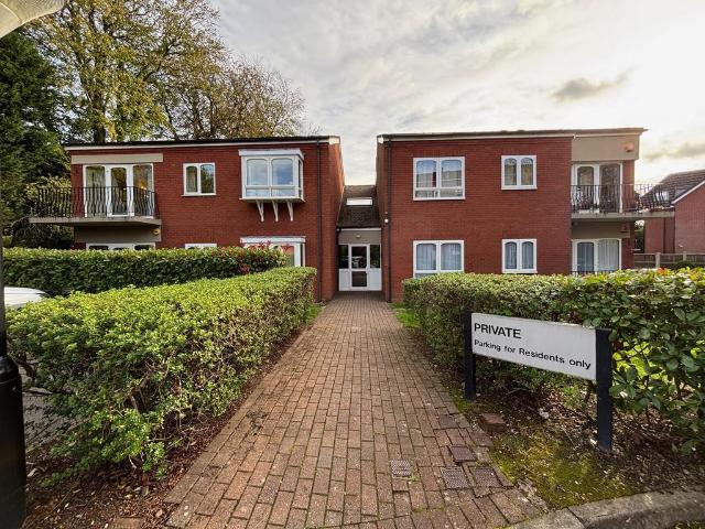Apartment for rent in Metchley, Birmingham