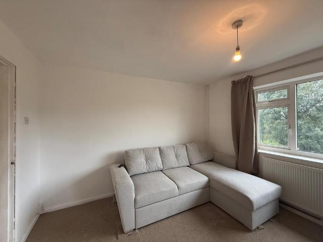 Apartment for rent in Potters Green, Coventry