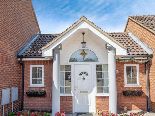House for sale in Key Street, Suffolk