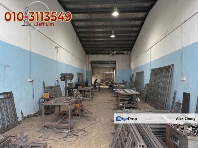 Warehouse for rent in Petaling, Subang Jaya