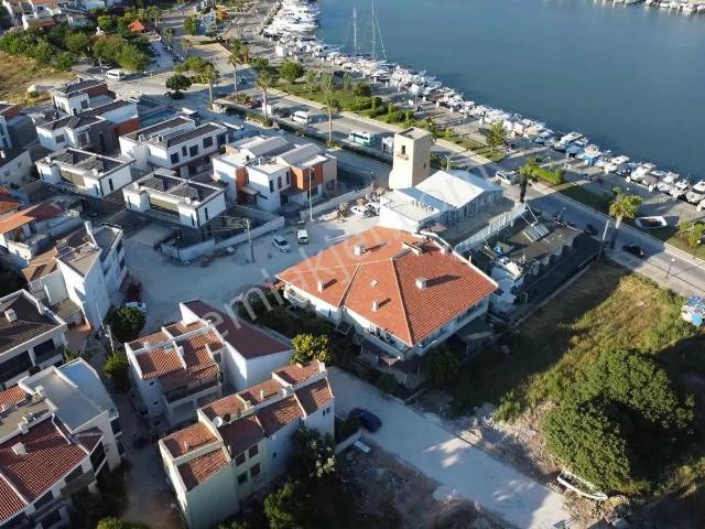 Dalyan Mahallesi, Çeşme içerisinde satılık mülk
