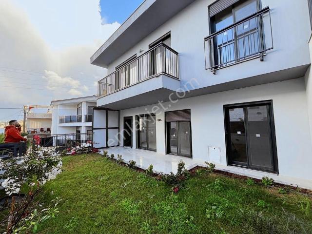 Çeşme, İzmir içerisinde satılık mülk