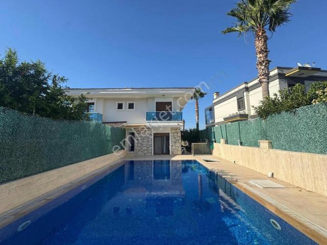 Çeşme, İzmir içerisinde kiralık Villa