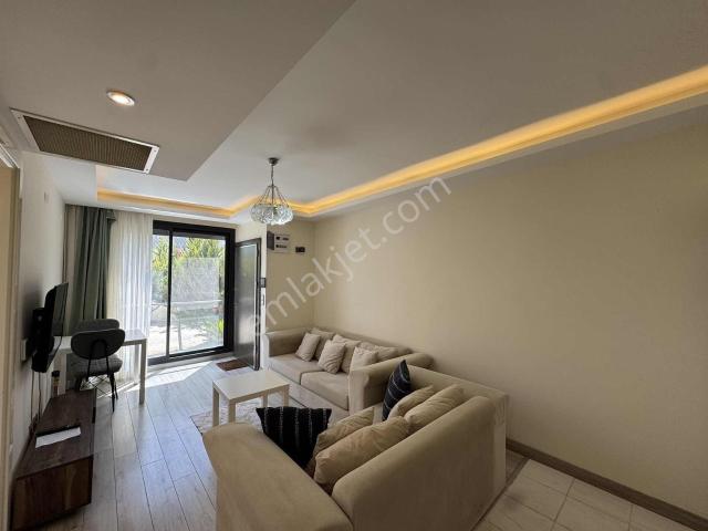 Ilıca Mahallesi, Çeşme içerisinde kiralık mülk