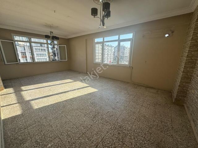 Yenişehir, Mersin içerisinde satılık mülk
