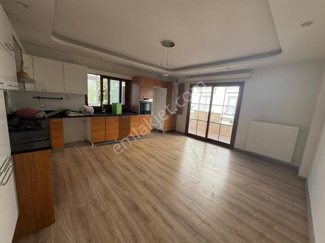 Yenişehir, Mersin içerisinde kiralık mülk