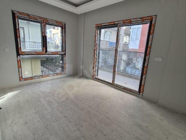 Laleli, Buca içerisinde satılık mülk