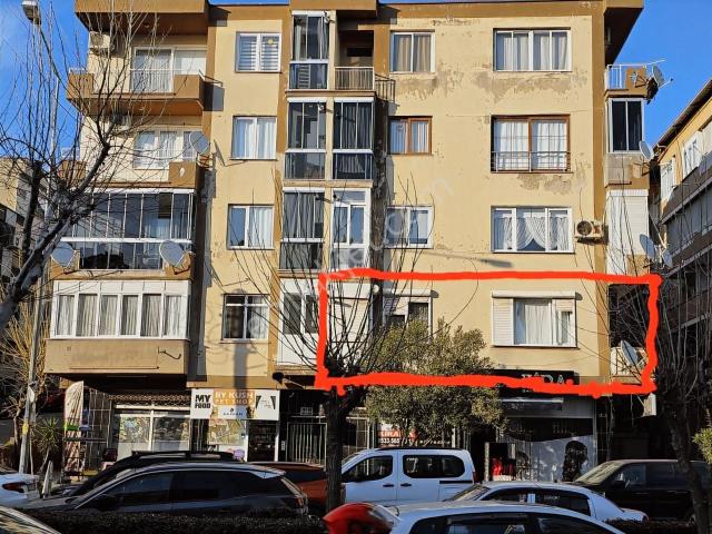 Buca, İzmir içerisinde satılık mülk