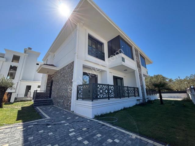Edremit, Balikesir içerisinde satılık Villa