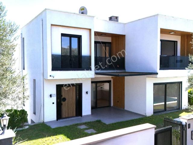 Edremit, Balikesir içerisinde satılık Villa