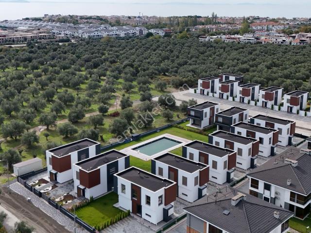 Edremit, Balikesir içerisinde satılık Villa