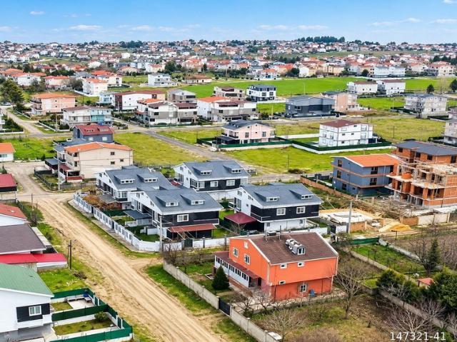 Yeniçiftlik Mahallesi, Marmaraereğlisi içerisinde satılık Villa