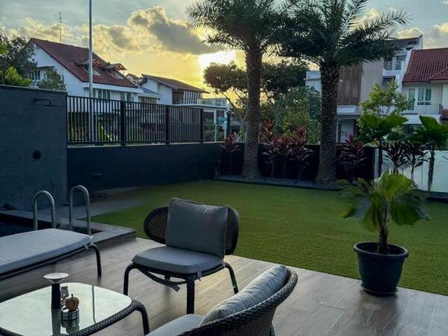 Detached House for sale