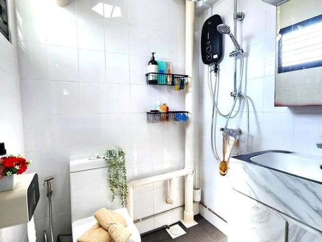 Detached House for sale in Thomson