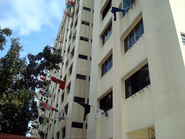 Detached House for rent in 23 North West