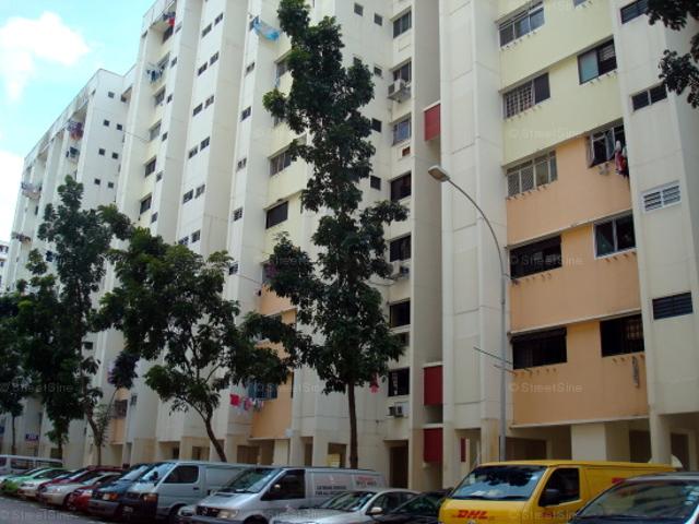 Detached House for rent in 23 North West