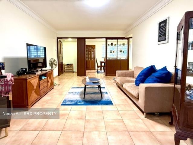 Detached House for sale in 23 North West