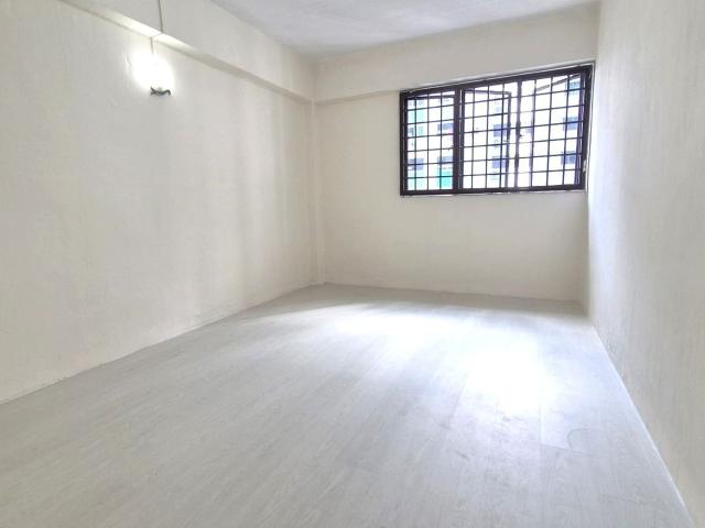 Detached House for sale in 23 North West