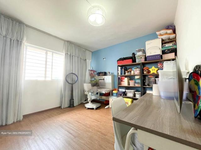 Detached House for sale in 23 North West