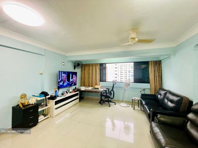 Detached House for sale in 23 North West