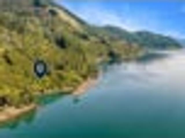 Land for sale in Marlborough