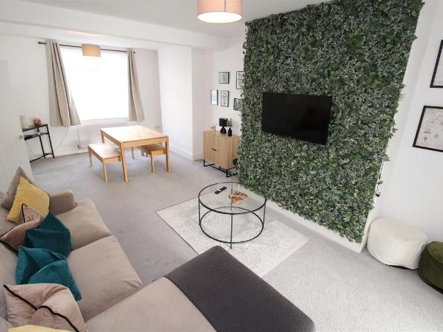 House for rent in Aberfan, Wales