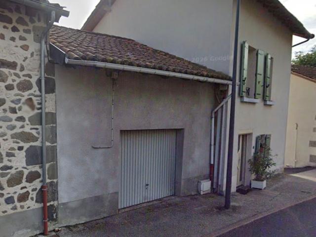 Garage vente à Aurillac, Yolet