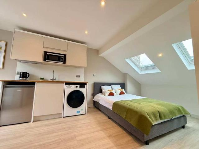 Room for rent in Clapham Junction, Greater London