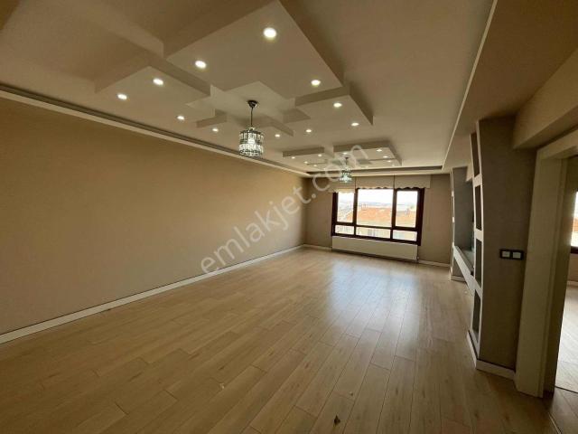 Mamak, Ankara içerisinde kiralık mülk