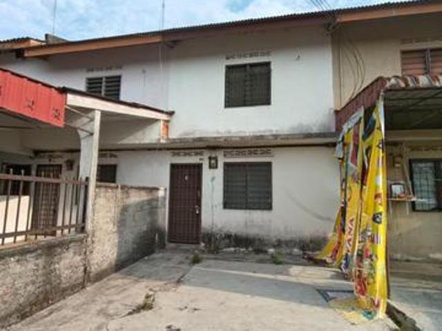 Terraced House for sale in Batu Pahat, Johor