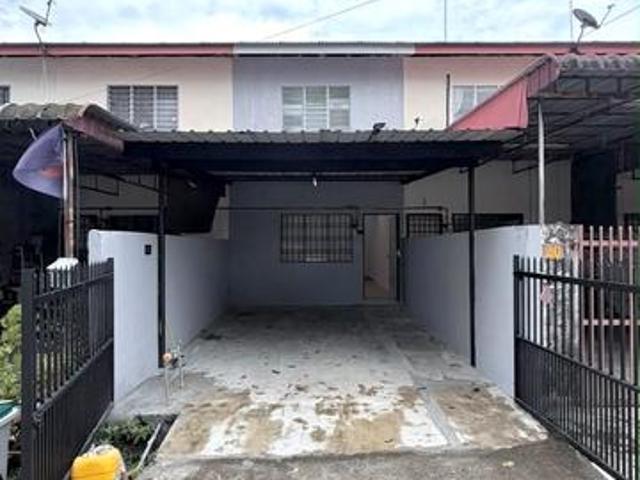 Terraced House for sale in Batu Pahat, Johor