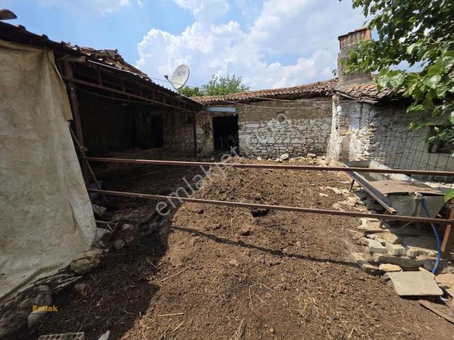 Tire, İzmir içerisinde satılık Villa