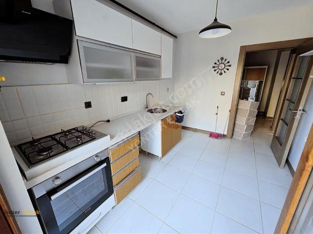 Tire, İzmir içerisinde kiralık mülk