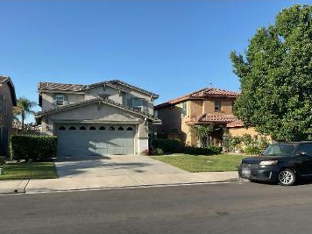 House for sale in Fontana