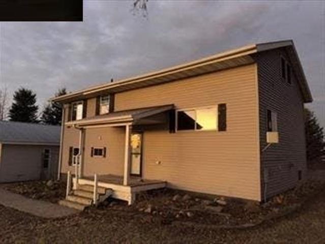 House for sale in Coggon, Iowa