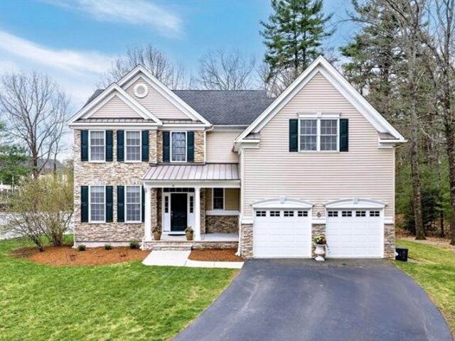 House for sale in Walpole, Massachusetts